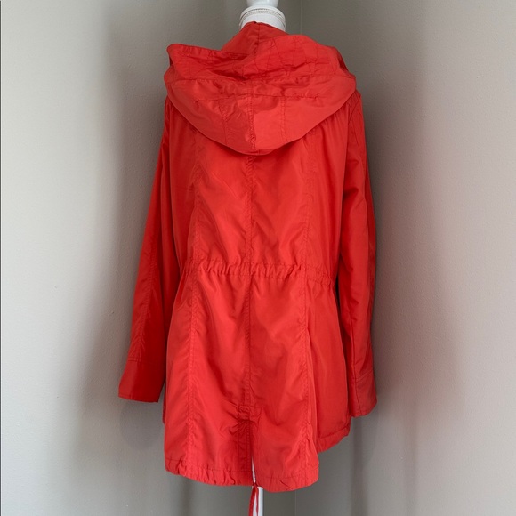 Steve Madden | Solid Anorak Rain Jacket | Coral & Gold Hardware | Large - Picture 7 of 11